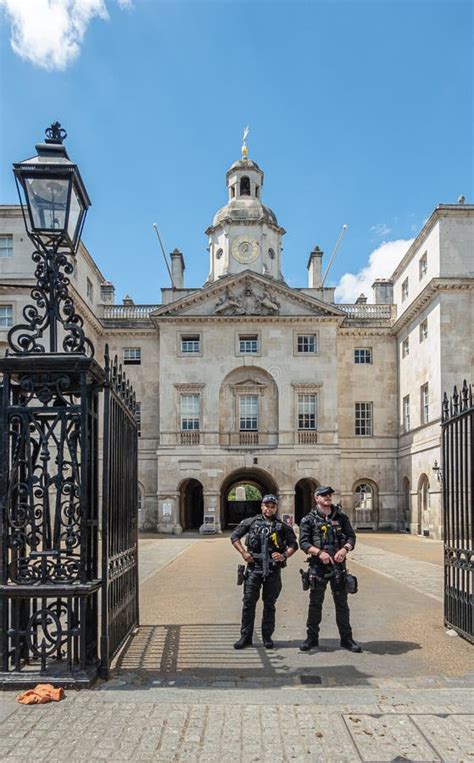 Armed Guards In Front Of The Household Cavalry Museum Whitehall A3212