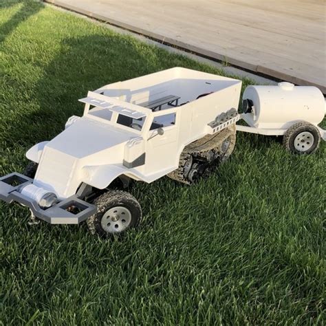 Performance is impressive, with the car showing good grip thanks to its 4wd drivetrain and double wishbone suspension. Download STL file 3D Printed RC Truck / Half-track ...