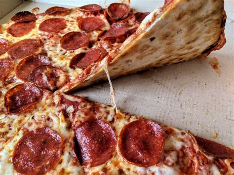 Review Little Caesars Thin Crust Pepperoni Pizza Brand Eating