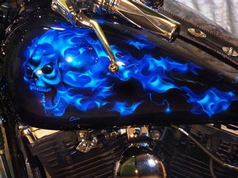 Laid down 4 different colors on this harley davidson gas tank , and two fenders. Show us your skull paint jobs - Harley Davidson Forums