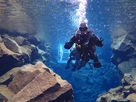 Silfra Scuba Diving And Snorkelling The Great Canadian Travel Co