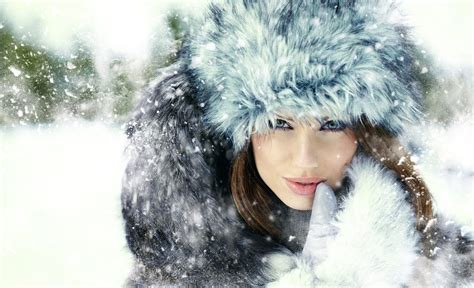 Coat Snowing Portrait Grey 720p Girl Fur Trapper Hat Snowflake