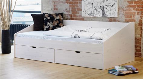 Schubkastenbett vultaco aus kiefer massivholz 90x200 cm. Schönes Einzelbett aus Buche in 90x200 cm - Bett Dänemark