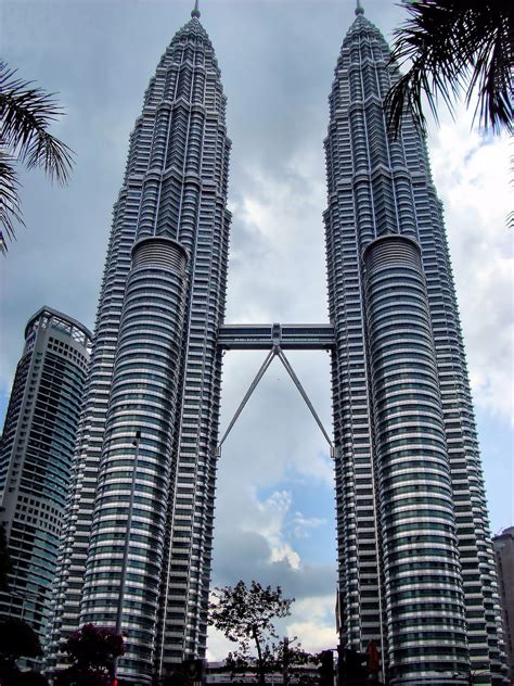 Petronas Twin Towers In Kuala Lumpur Malaysia Encircle Photos