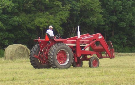 Ih Loaders What Do They Fit Technical Ih Talk Red Power Magazine