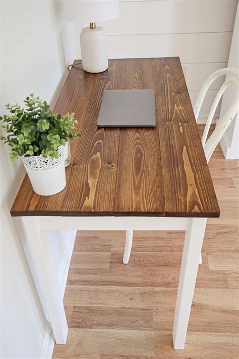 Simple And Easy Diy Wood Desk For 45 In 2021 Diy Wood Desk Simple