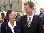 Erika Westerwelle mit ihrem Sohn Guido. http://www.focus.de/fotos/erika ...