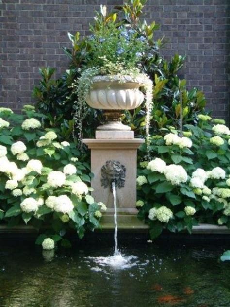 29 Joyful And Beautiful Backyard And Garden Fountains To Inspire - DigsDigs