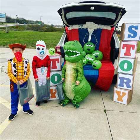 toy story trunk or treat trunk or treat toy story party decorations trunker treat ideas