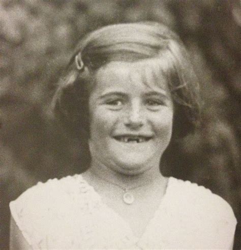 Patricia Kennedy In Hyannis Port September 4 1931 En