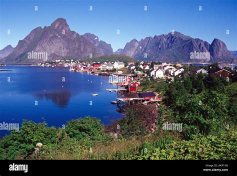 Lofoten Islands Reine Norway Summer Hamnoy Fishermans Cabin Rorbu