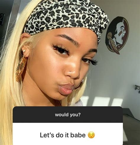 Snapchat Theslimgal 💜 Snapchat Meme Social Skin Instagram Tights Memes