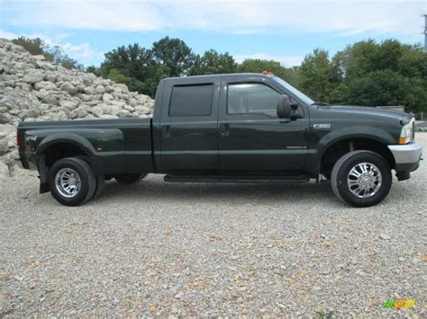 2002 Dark Highland Green Metallic Ford F350 Super Duty Lariat Crew Cab