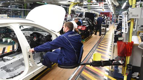 Mercedes Benz Beantragt Kurzarbeit Trotz Milliardengewinn Swr Aktuell