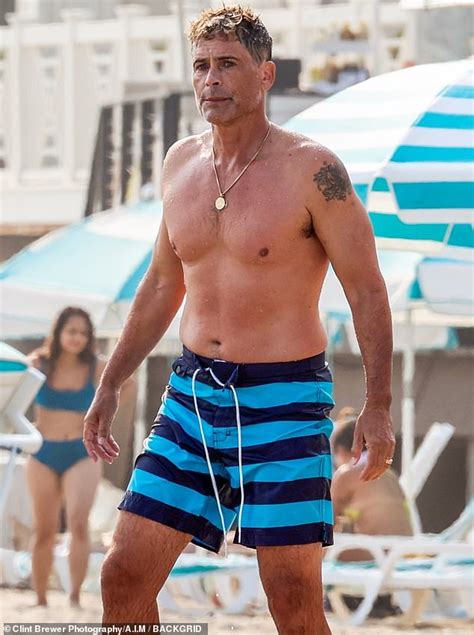 Rob Lowe 56 Shows Off His Toned Beach Body And Tan While Shirtless On