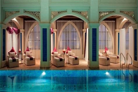 Jumeirah Zabeel Saray‘s Talise Ottoman Spa Hotel Dubai Piscina Hotel