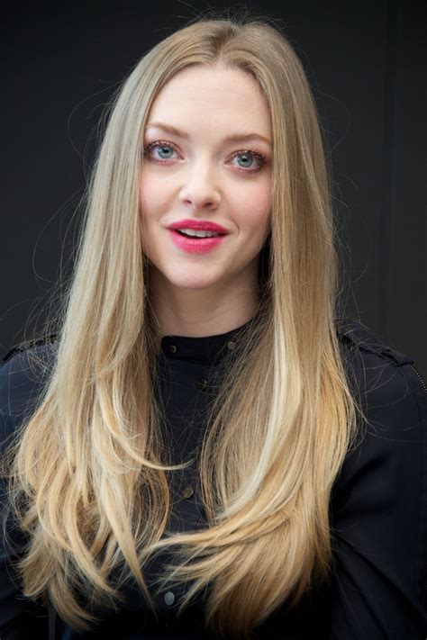 Amanda seyfried learned early on that working in show business required a thick skin. Amanda Seyfried - "Les Miserables" Press Conference in New ...