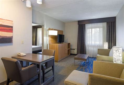 Holiday Inn Express Hotel And Suites King Of Prussia An Ihg En King Of