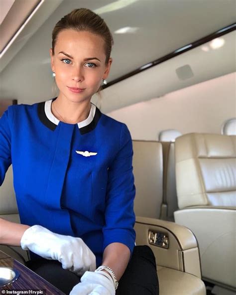 Glamorous Flight Attendants Share Secrets From The Sky And How They Look Good For Hours On End