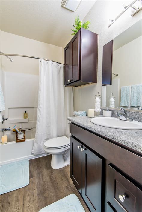 Each of our spacious one, two, and three bedroom luxury apartments in baton rouge, la feature upgraded finishes that may include sleek black appliances. THE HIGHLAND CLUB Apartments - Baton Rouge, LA ...