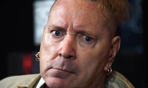 Sex Pistols Johnny Rotten Bekennt Sich Endgültig Als Trump Fan — Musik