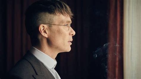 Maybe you would like to learn more about one of these? Thomas Shelby Coupe De Cheveux Peaky Blinders | Coiffures ...