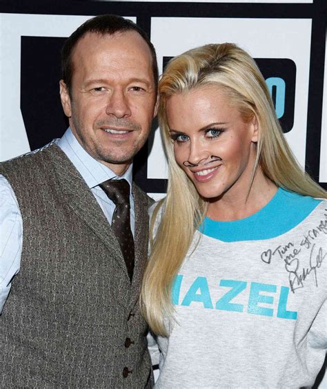 Jenny Mccarthy And Donnie Wahlbergs Relationship Timeline