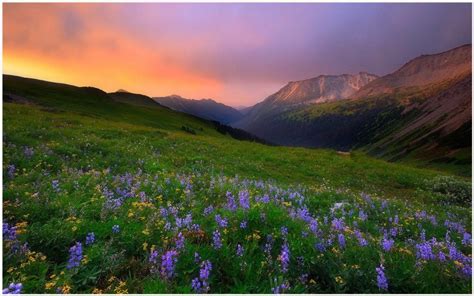 Mountain Valley Landscape Wallpaper Mountain Valley Landscape