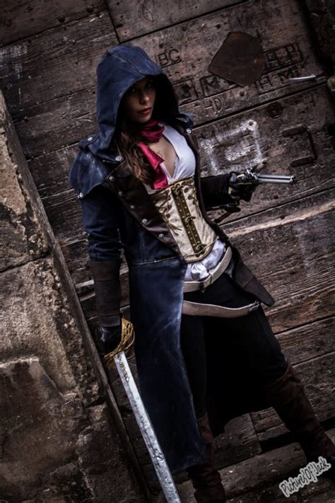 30 Foto Cosplay Assassins Creed Female Version Paling Menyegarkan