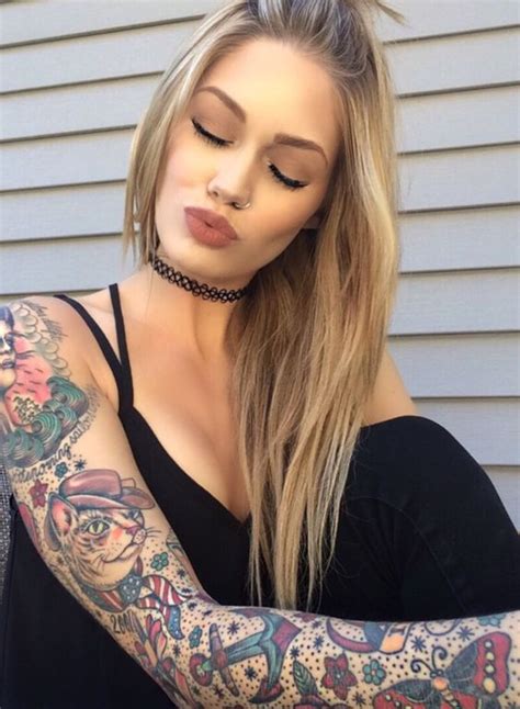 Sexiest Tattooed Ladys Pin Up Tattoos Tattoo On Hot Tattoos Body Art Tattoos Tattos Girls