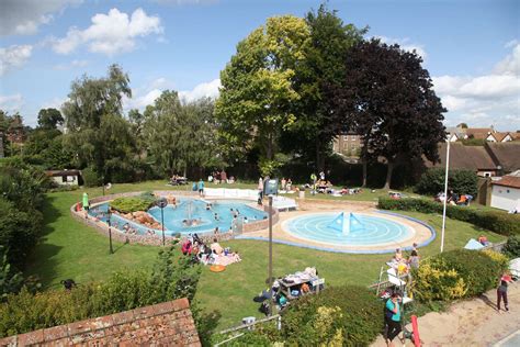 54 standard cues, 32 premium cues and 60 standard cues available. Daily Mail names Faversham Pools as Britain's second best ...
