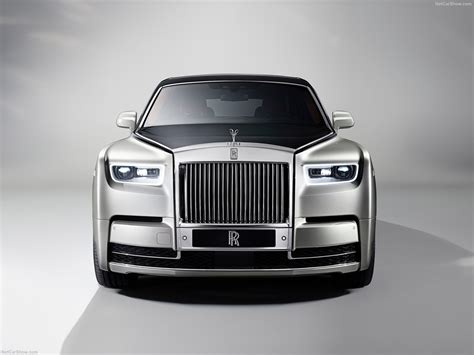 2018 Rolls Royce Phantom Viii Revealed Pakwheels Blog