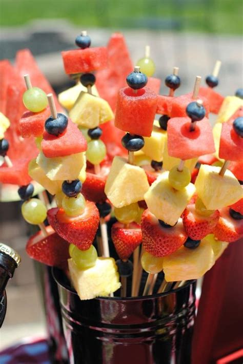 Since many people will drop in to several parties on the same day, it makes most grad parties are open house, outdoor affairs, so it's best to serve casual foods. Best Graduation Party Food Ideas | 33 Genius Graduation Party Food Ideas Your Guests Will Love ...
