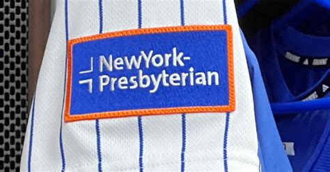 Look New York Mets Update Uniform Sponsor Patch Sports Illustrated