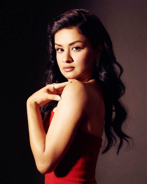 Avneet Kaur Is Sexiness Personified In Her Sizzling Red Bodycon Dress For The Movie Launch See