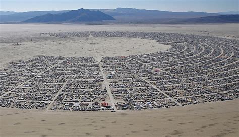 Burning Man Spectacular Photos Of The Annual Festival In Nevadas