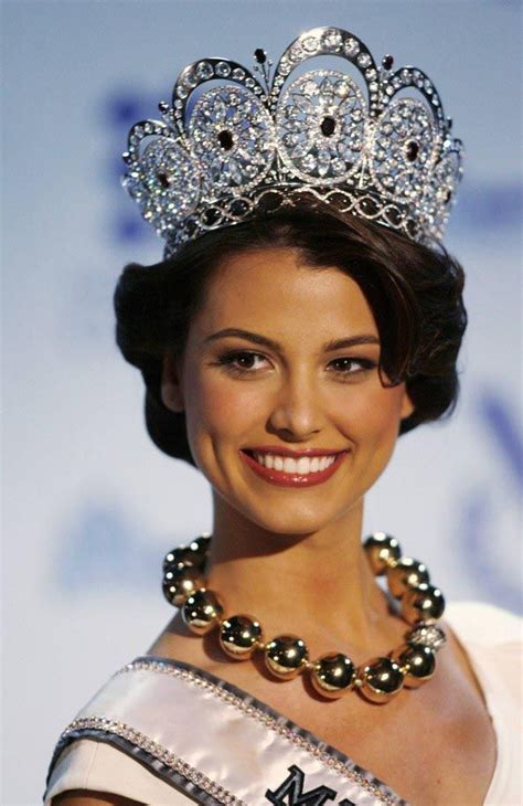 Miss Universe 2009 Miss Universe Crown Pageant Crowns Pageant Girls