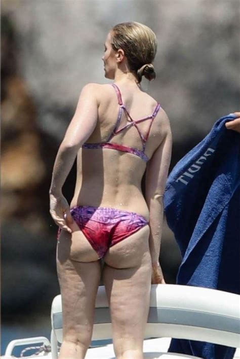 Hottest Emily Blunt Big Butt Pictures Are Probably The Cutest Pair