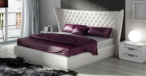Set the tone in your bedroom with a modern queen bed. Miami Bedgroup, Modern Bedrooms, Bedroom Furniture