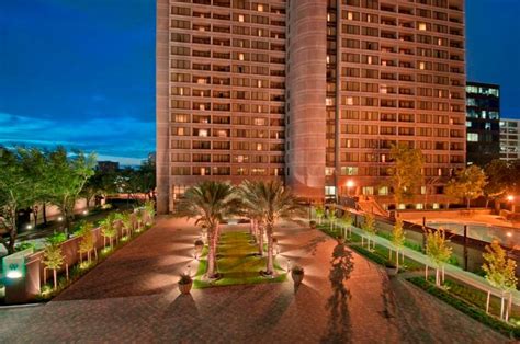 Doubletree Suites By Hilton® Houston Galleria Houston Tx 5353 Westheimer Rd 77056