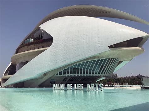 Palais Des Arts Reina Sofía Découvrez Valence Avec Expediafr