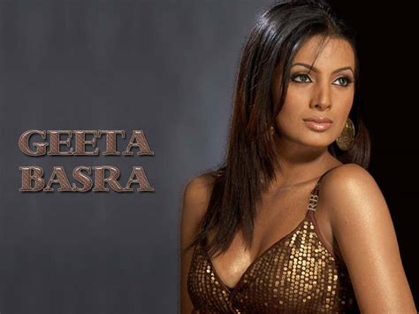 Bollywood Actress Photobook Geeta Basra Hot Boob
