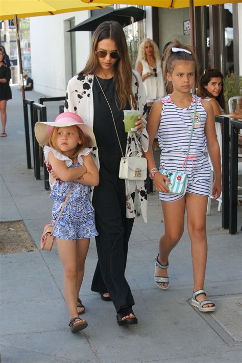 Jessica Albas Daughters Are So Grown Up And Look Just Like Her
