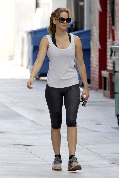 Jennifer Lawrence Female Fitness Fanatic Famousfix
