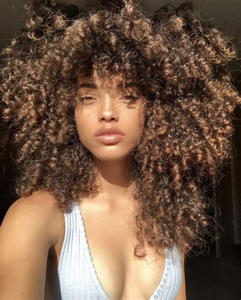 Pin By Saltteaa On Hair Goals Curly Hair Photos Natural Hair Styles Curly Hair Styles Naturally