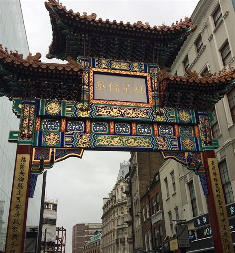 London Photos New Arch In Chinatown