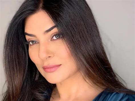 Share More Than 126 Sushmita Sen Hairstyle Best Vn