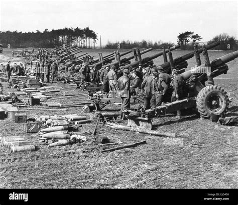 Rhine Crossing Operation Plunder March 1945 British Artillery Lined