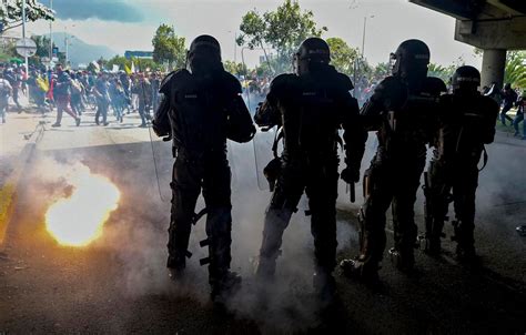 Batalla campal por un intento de copamiento del Capitolio en Bogotá