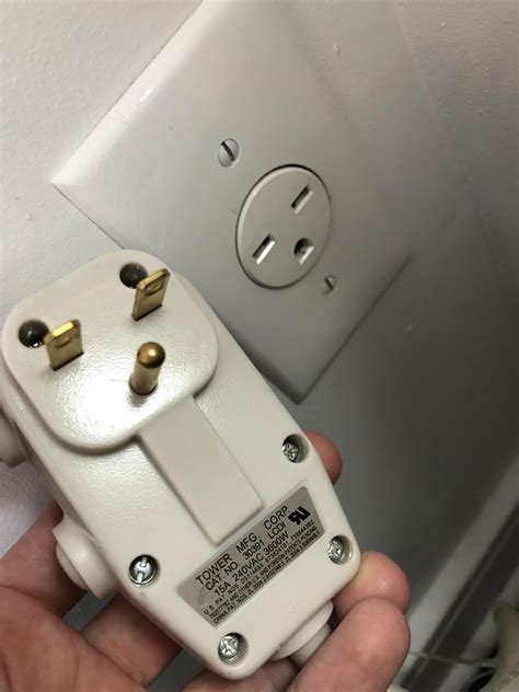 … in either case, the circuit must be dedicated to the air conditioner unit. Which smart plug can I use with my air conditioner ? : HomeKit